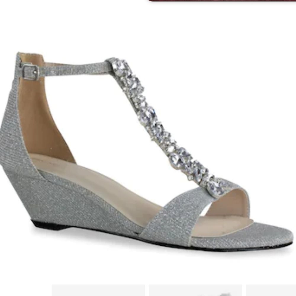 Benjamin walk touch ups BEATRIX WEDGE SANDAL size 8